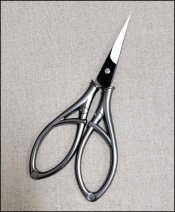 Royal Pewter Embroidery Scissors